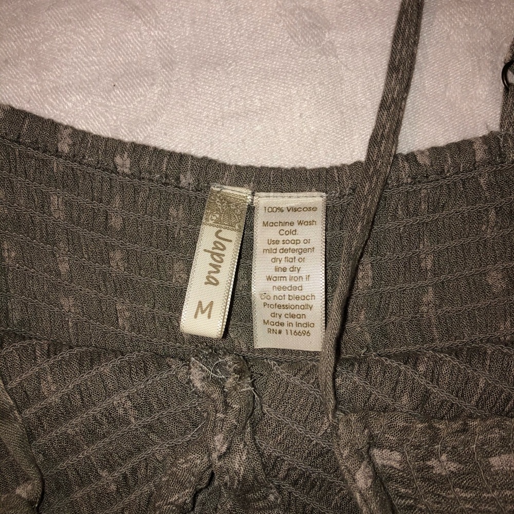 Dress - Picture 4 of 4